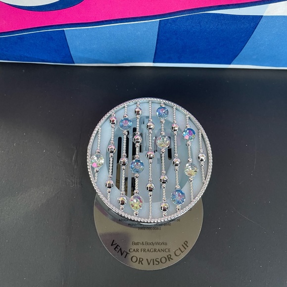 Bath & Body Works Other - BW Car Vent Holder Classy Gold